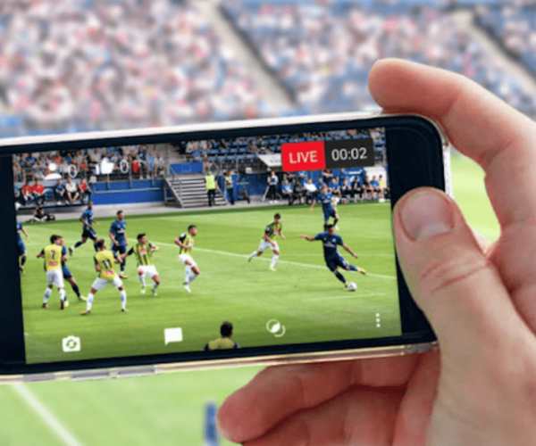 Live Football on your Cell Phone: The Best Apps to Watch Online